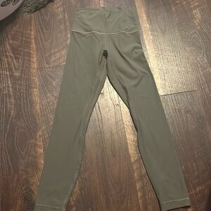 Green Lululemon athletic pants women’s size 4